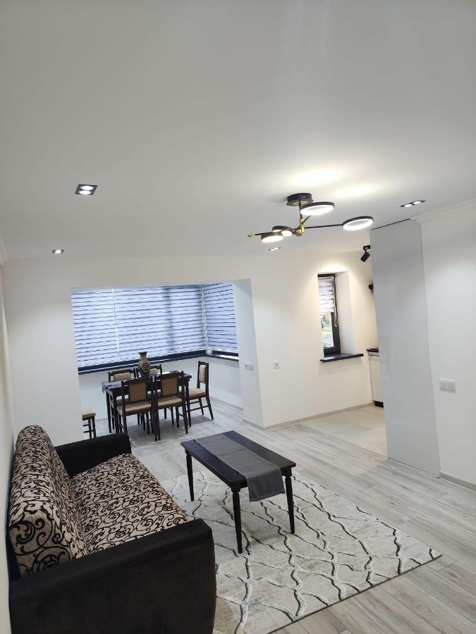 Apartament 사마르칸트 외부 사진